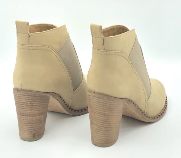 画像14: MARC BY MARC JACOBS（マークバイマークジェイコブス)ベージュヌバックスエード×グレーサイドゴアブーティー37 (14)