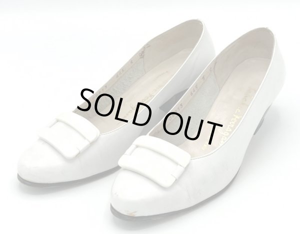 画像11: OLD FERRAGAMO(オールドフェラガモ) ホワイトレザースクエアモチーフ付きパンプス 5C (11)