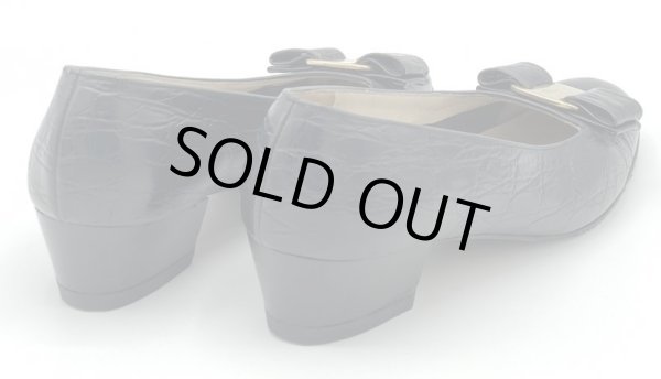 画像14: OLD FERRAGAMO(オールドフェラガモ) ブラック型押しレザーヴァラリボンパンプス 5 1/2B (14)