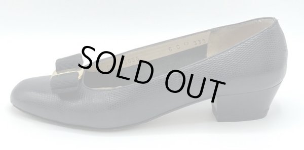 画像3: OLD FERRAGAMO(オールドフェラガモ) ブラック型押しレザーヴァラリボンパンプス 6C (3)