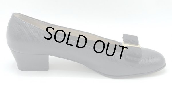 画像4: OLD FERRAGAMO(オールドフェラガモ) ブラック型押しレザーヴァラリボンパンプス 6C (4)