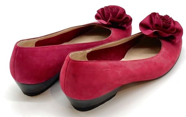 画像14: OLD FERRAGAMO(オールドフェラガモ) ピンクパープルスエードコサージュ付きパンプス 3 1/2C (14)