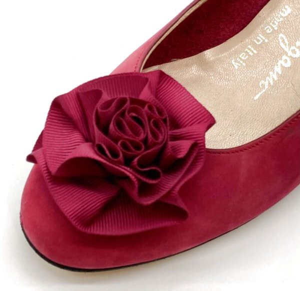 画像7: OLD FERRAGAMO(オールドフェラガモ) ピンクパープルスエードコサージュ付きパンプス 3 1/2C (7)