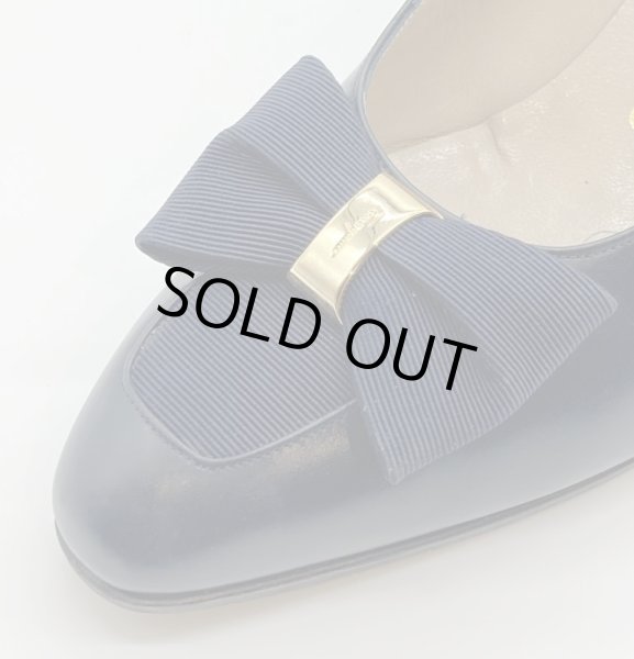 画像7: OLD FERRAGAMO(オールドフェラガモ/ヴィンテージ) ネイビーレザー×リボン付きパンプス  7B (7)