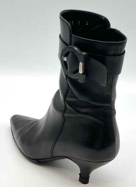 画像5: OLD FERRAGAMO(オールドフェラガモ)  ブラックレザーベルト付きショートブーツ 6D (5)