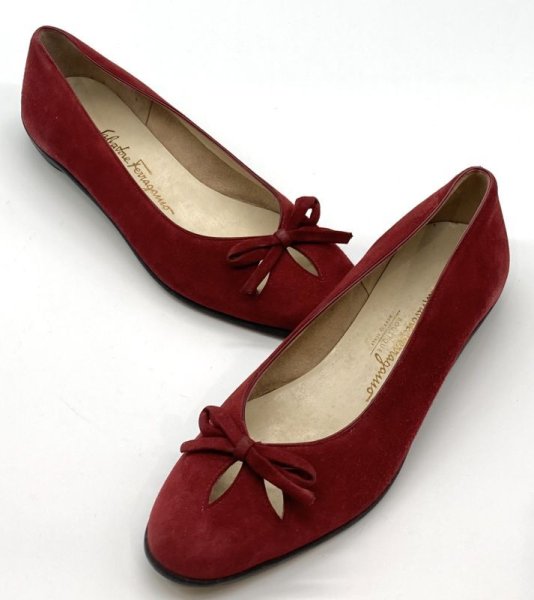 画像15: OLD FERRAGAMO(オールドフェラガモ) ボルドースエードリボンフラットパンプス 7C (15)