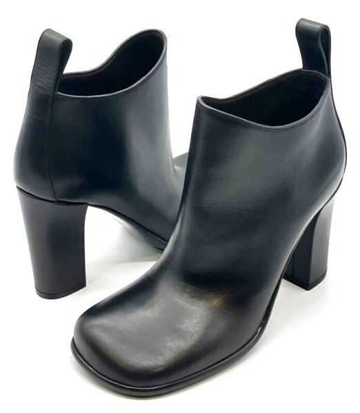 画像17: BOTTEGA VENETA (ボッテガヴェネタ)ブラックレザーボリュームスクエアトゥアンクルショートブーツ38 (17)