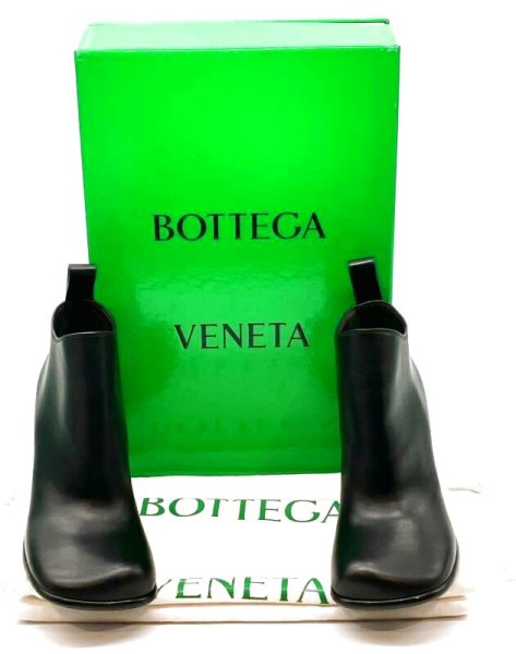 画像21: BOTTEGA VENETA (ボッテガヴェネタ)ブラックレザーボリュームスクエアトゥアンクルショートブーツ38 (21)