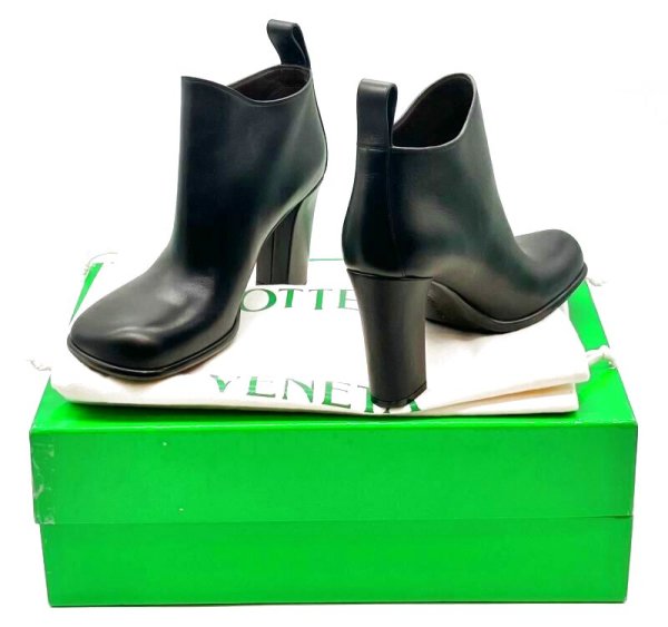 画像22: BOTTEGA VENETA (ボッテガヴェネタ)ブラックレザーボリュームスクエアトゥアンクルショートブーツ38 (22)