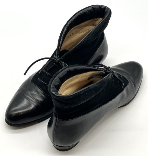 画像18: OLD FERRAGAMO(オールドフェラガモ) ブラックスエード×レザーレースアップショートブーツ 5D (18)