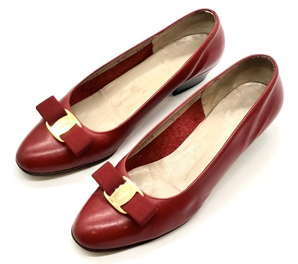 画像11: OLD FERRAGAMO(オールドフェラガモ) レッドレザーヴァラリボンパンプス 8C (11)