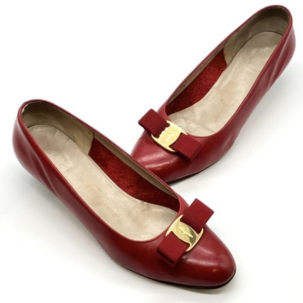 画像16: OLD FERRAGAMO(オールドフェラガモ) レッドレザーヴァラリボンパンプス 8C (16)