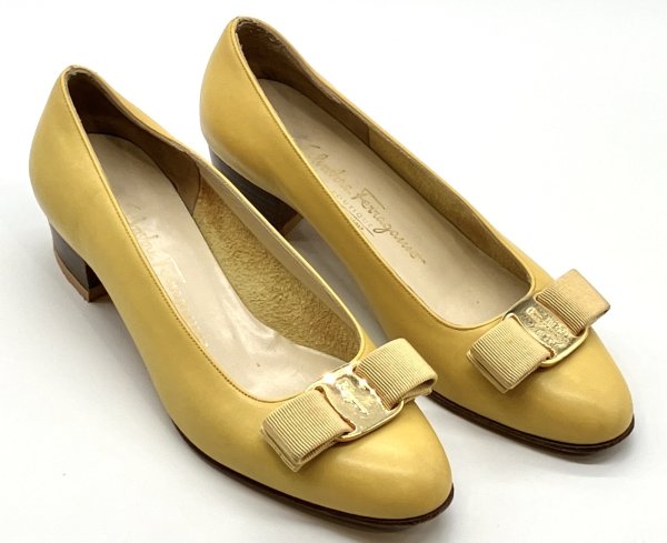 画像12: OLD FERRAGAMO(オールドフェラガモ) イエローレザーヴァラリボンパンプス 4 1/2D (12)