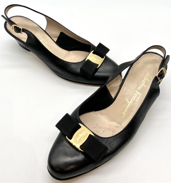 画像17: OLD FERRAGAMO(オールドフェラガモ) ブラックレザーヴァラリボンバックストラップパンプス 8C (17)