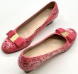 画像18: OLD FERRAGAMO(オールドフェラガモ) ビビッドピンクヴァラリボンパンプス(リカラー&ペイント) 6C (18)