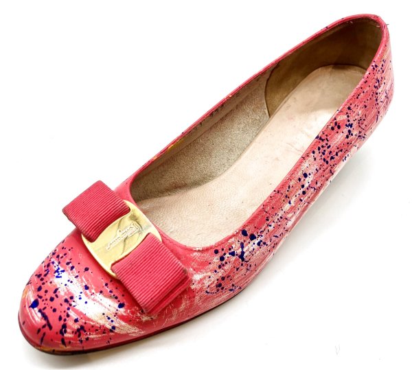 画像1: OLD FERRAGAMO(オールドフェラガモ) ビビッドピンクヴァラリボンパンプス(リカラー&ペイント) 6C (1)