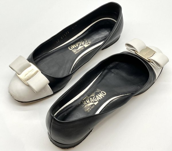 画像18: OLD FERRAGAMO(オールドフェラガモ) ホワイト×ブラックバイカラーレザーヴァリナリボンフラットシューズ 6 1/2D (18)