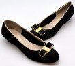 画像14: OLD FERRAGAMO(オールドフェラガモ) ブラックスエード×ゴールドパイピングヴァラリボンパンプス 8 1/2B (14)