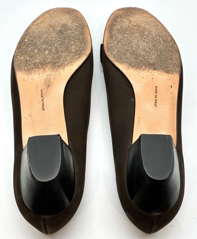 画像1: OLD FERRAGAMO(オールドフェラガモ) ダークブラウンスエードヴァラリボンパンプス 6 1/2C