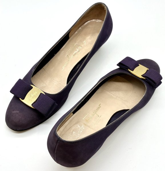 画像17: OLD FERRAGAMO(オールドフェラガモ) ブルーパープルスエードヴァラリボンパンプス 5 1/2C (17)