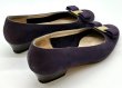 画像13: OLD FERRAGAMO(オールドフェラガモ) ブルーパープルスエードヴァラリボンパンプス 5 1/2C (13)