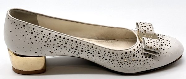 画像4: OLD FERRAGAMO(オールドフェラガモ) ホワイト×ゴールドスターカッティングヴァラリボンパンプス 6 1/2D (4)