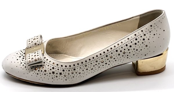 画像3: OLD FERRAGAMO(オールドフェラガモ) ホワイト×ゴールドスターカッティングヴァラリボンパンプス 6 1/2D (3)