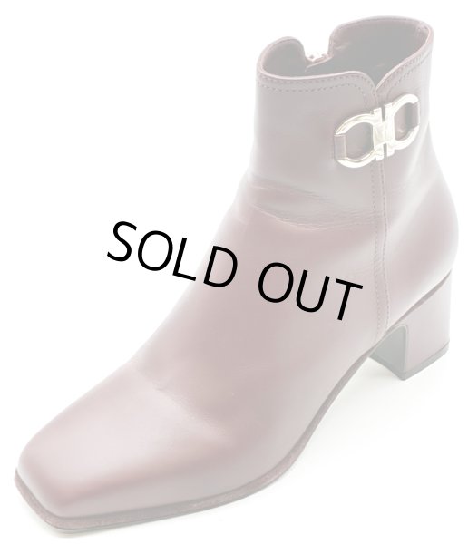 画像1: OLD FERRAGAMO(オールドフェラガモ)ボルドーレザーガンチーニ金具付きショートブーツ 7 1/2 (1)