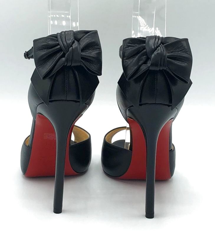 Christian Louboutin(クリスチャンルブタン)ルブタンブラックオープン